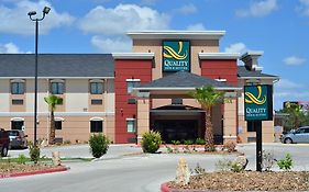 Quality Inn & Suites Kenedy - Karnes City